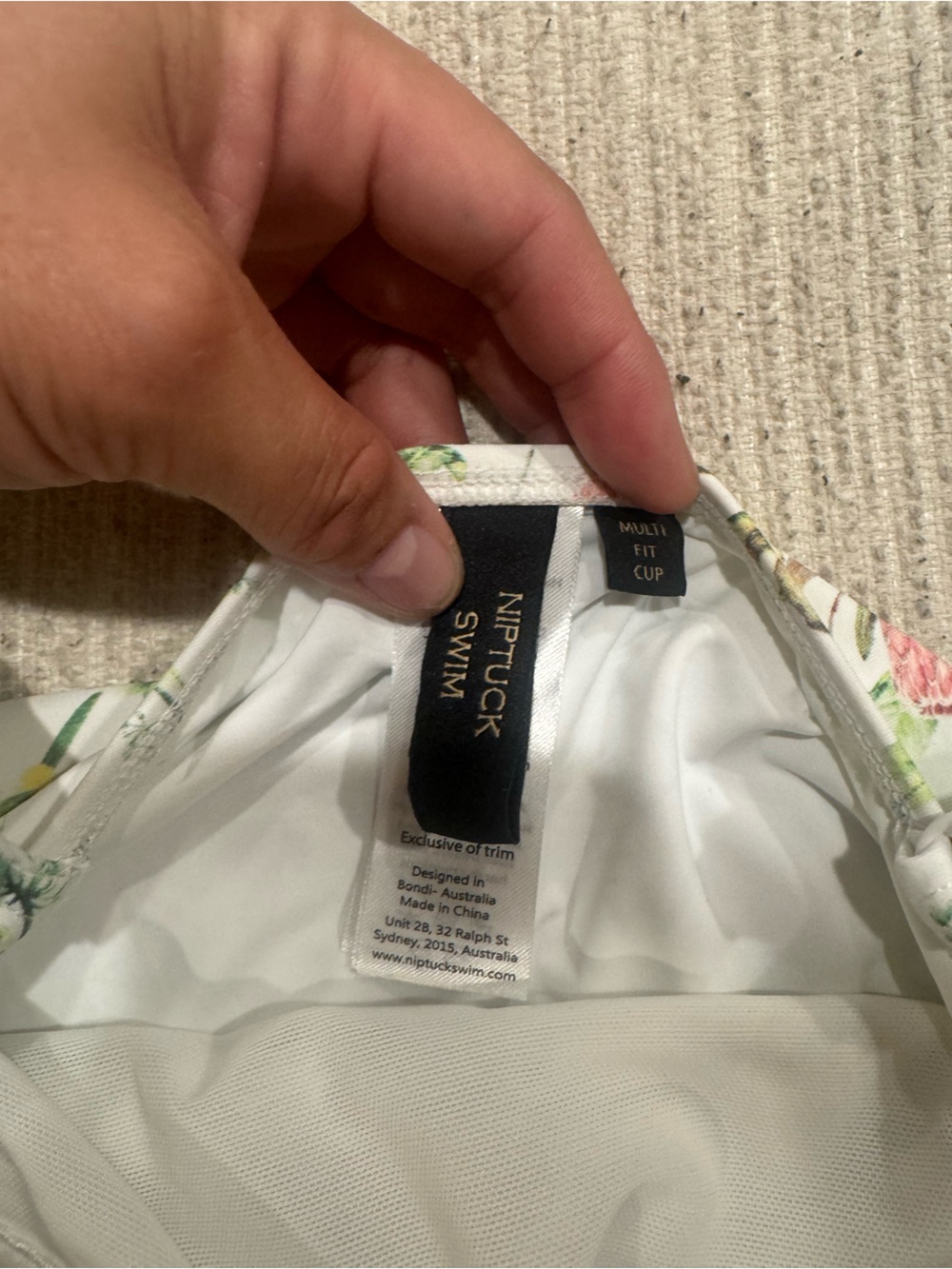 NWT New NIP TUCK Joanne Floral Twist Front One Piece Swimsuit 8 Cruise Swimsuit - Picture 4 of 8